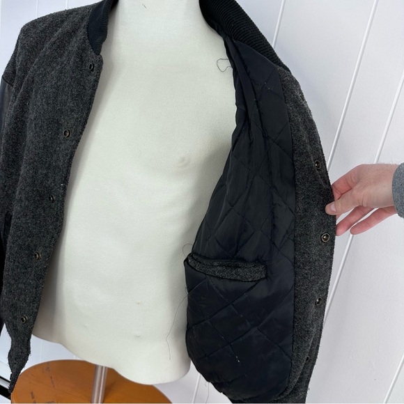 Vintage Harley Davidson New York Cafe Wool & Leather Bomber Jacket - Picture 11 of 11